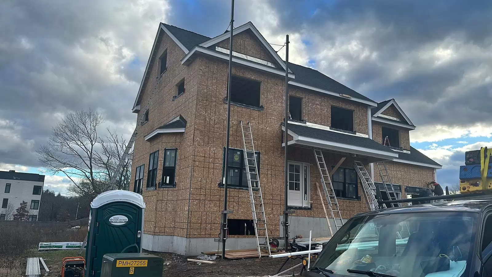 WhatsApp Image 2024-10-06 at 15.51.59_b7515335